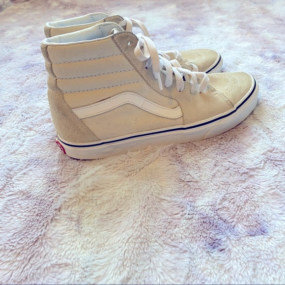 Vans Sk8-Hi Shoe - Picture 1 of 7
